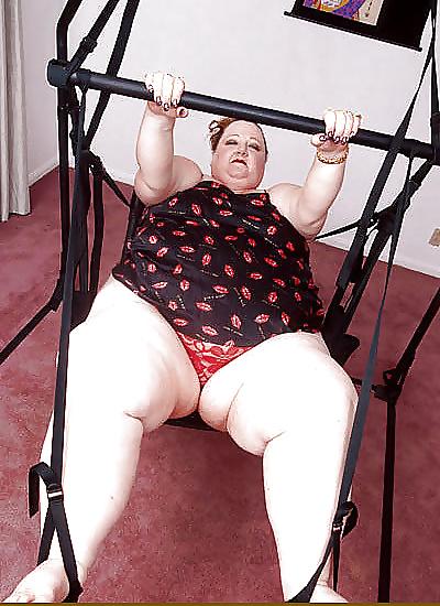25P Sweet SSBBW granny