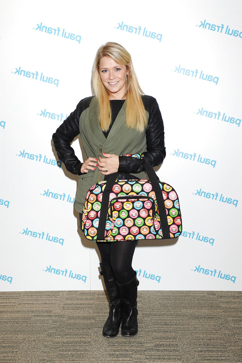 25P Celebrities In Pantyhose 5