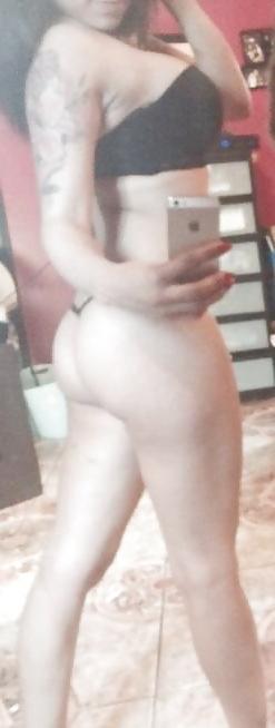 10P Latina stripper