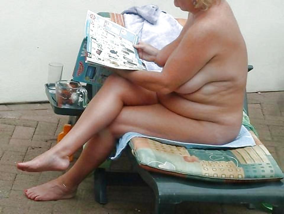 25P Granny?.... Read me a story!