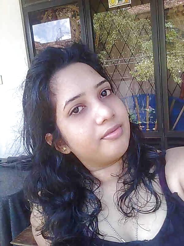 5P Lankan sexy girl 2
