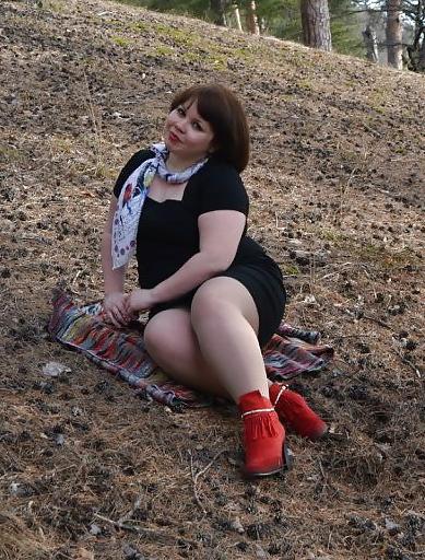 10P Curvy plump babe Natasha
