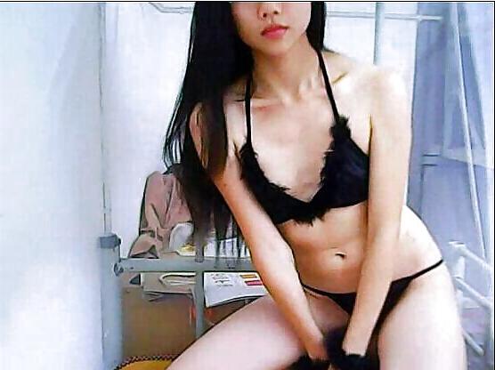 15P Sexy poses for Master
