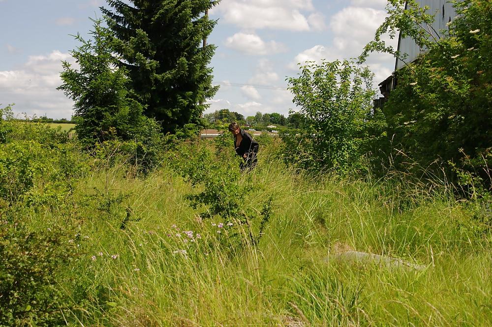 25P Wet and horny german milf  outdoor shooting outtakes