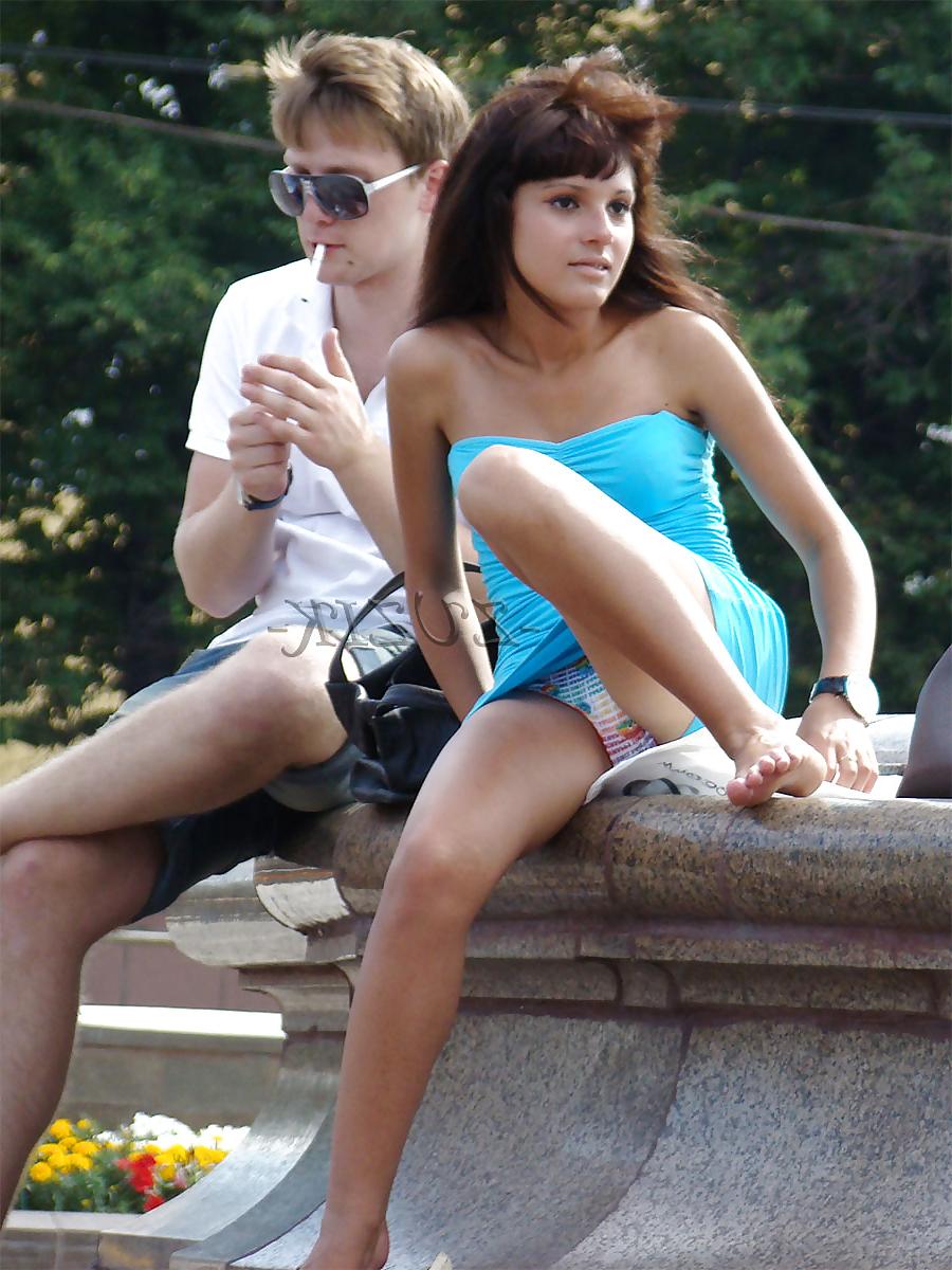 25P Upskirting Street Sluts
