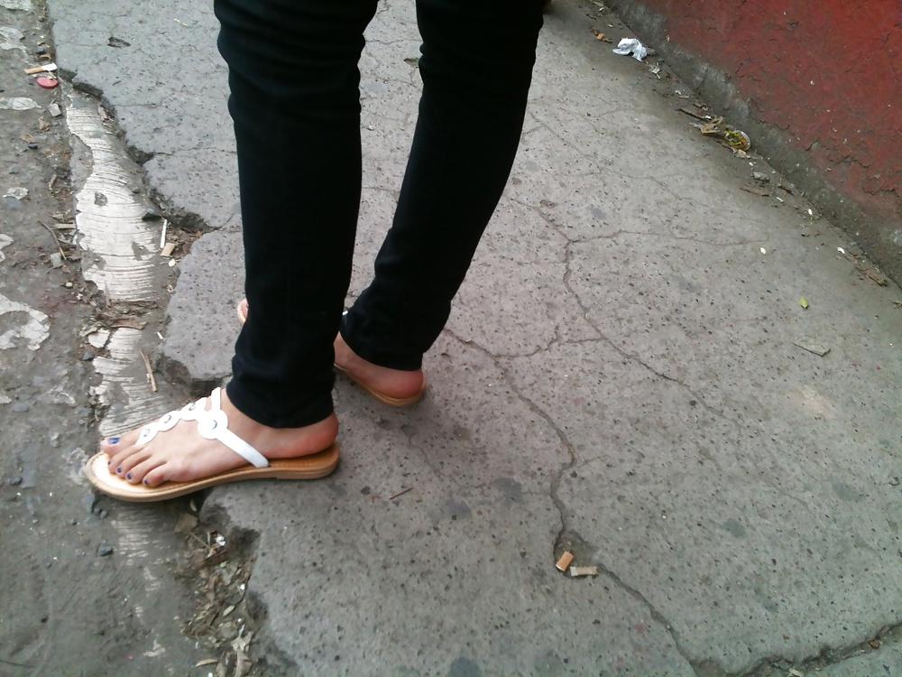 25P Feet on the street Vol. 3
