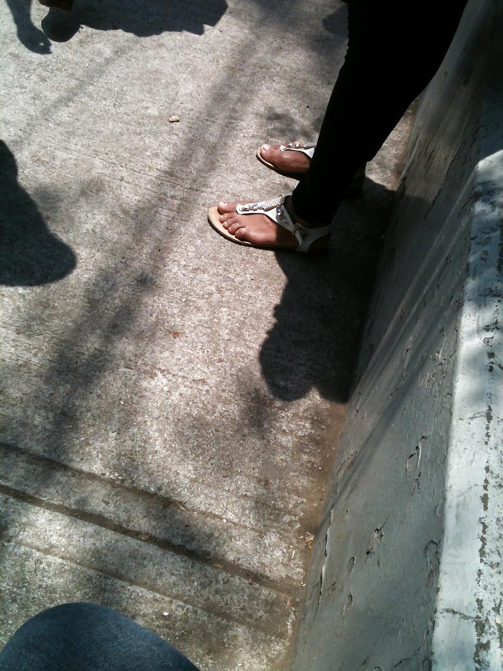 25P Feet on the street Vol. 3