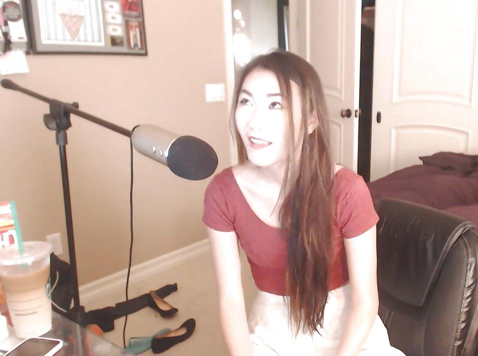 25P Twitch tv SLUT: HAFU