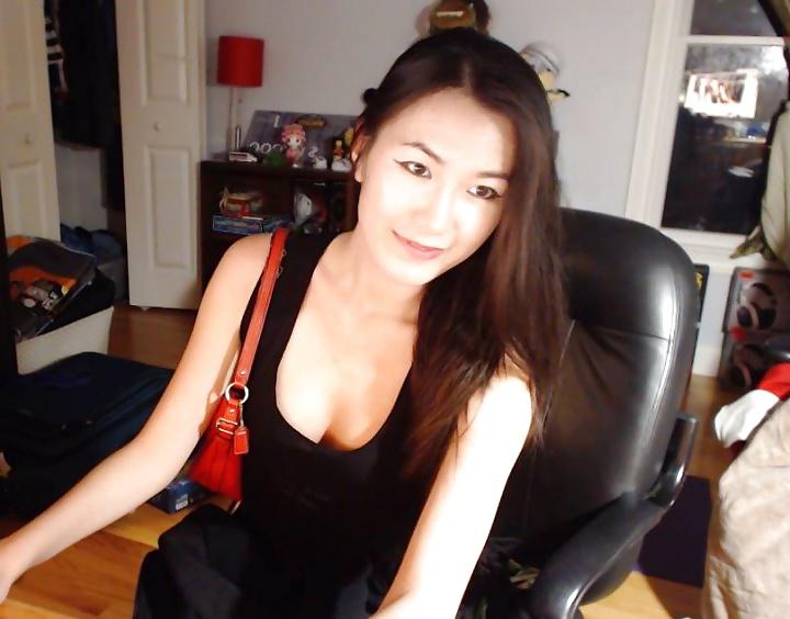 25P Twitch tv SLUT: HAFU