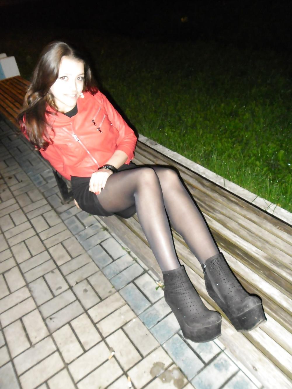 25P Stockings and high heels 2