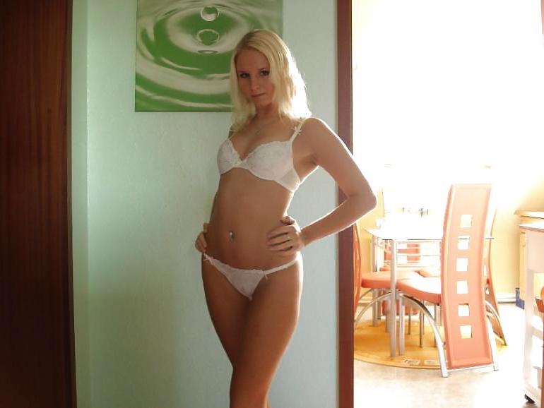 24P German Blonde posing at home