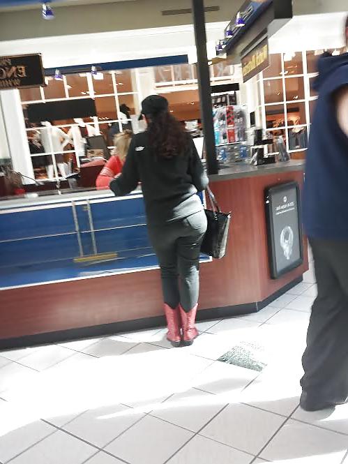 5P Booty Voyeur