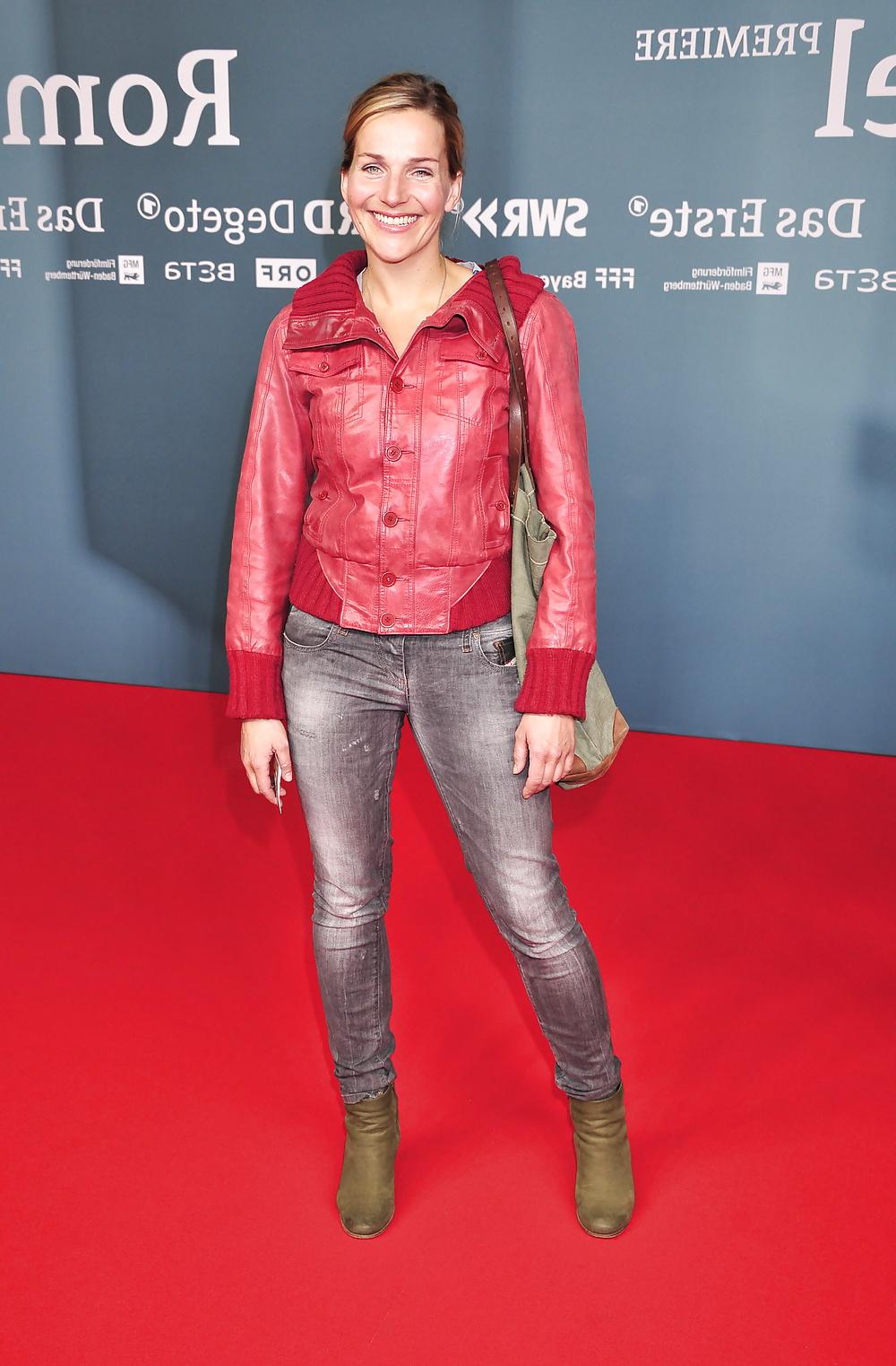 24P German actress Tanja Wedhorn