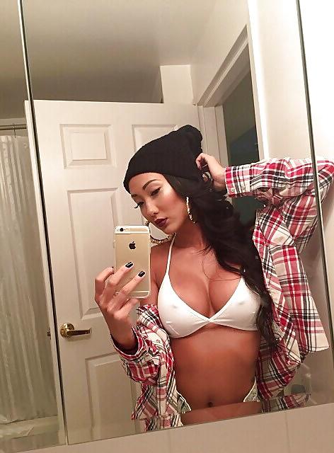 25P Mostly big boobs and some bums 04