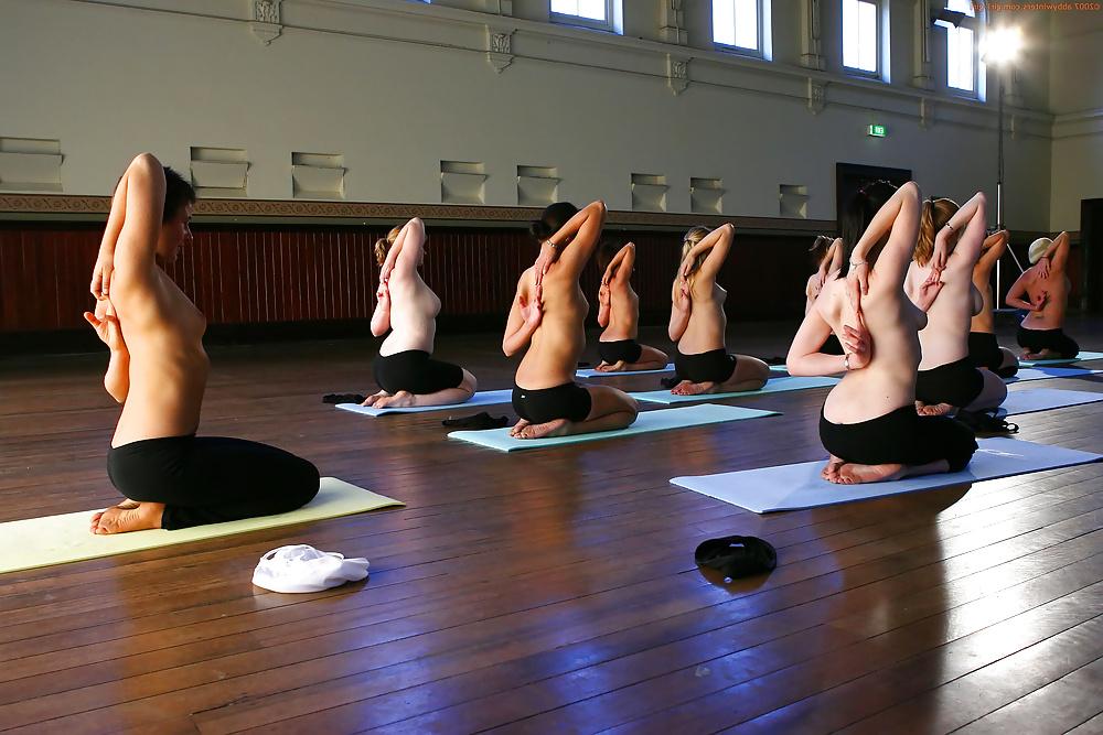 16P Erotic yoga