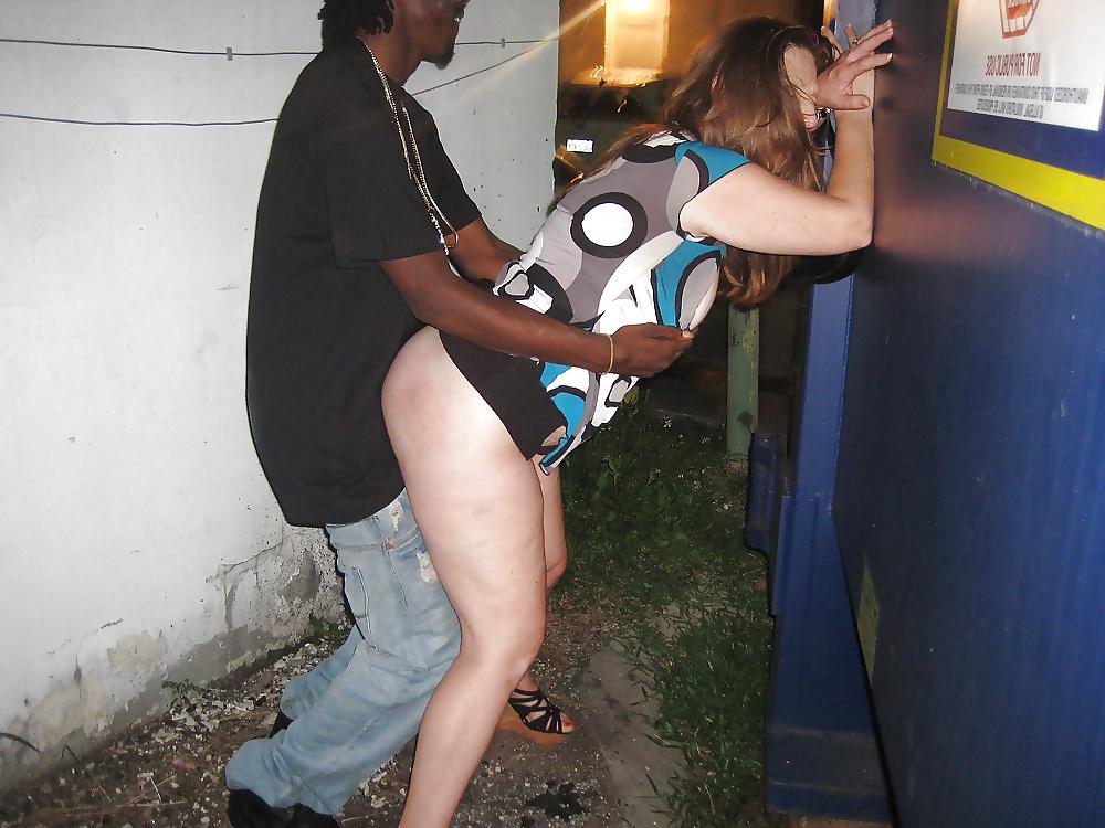 23P Cuckold 