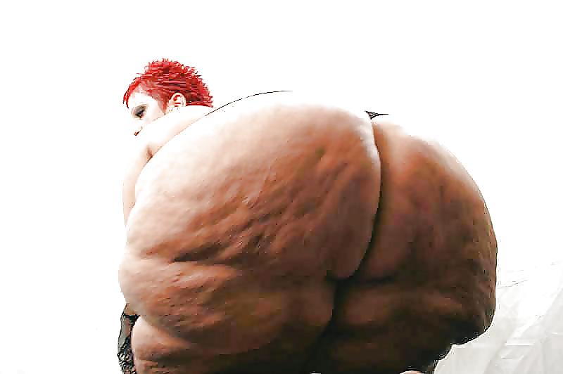 9P Big booty bitches