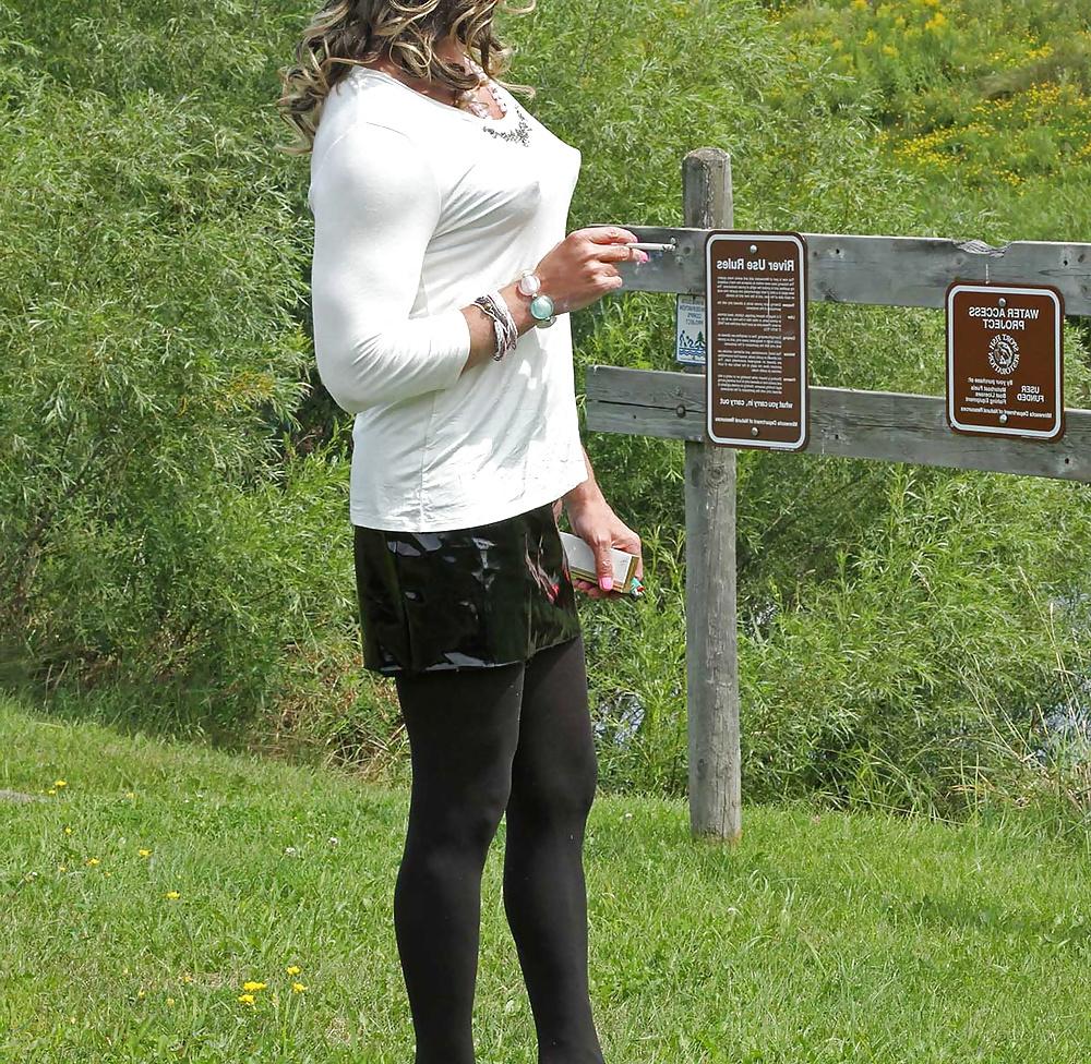 10P Tammy Crossdressing and Smoking in Public