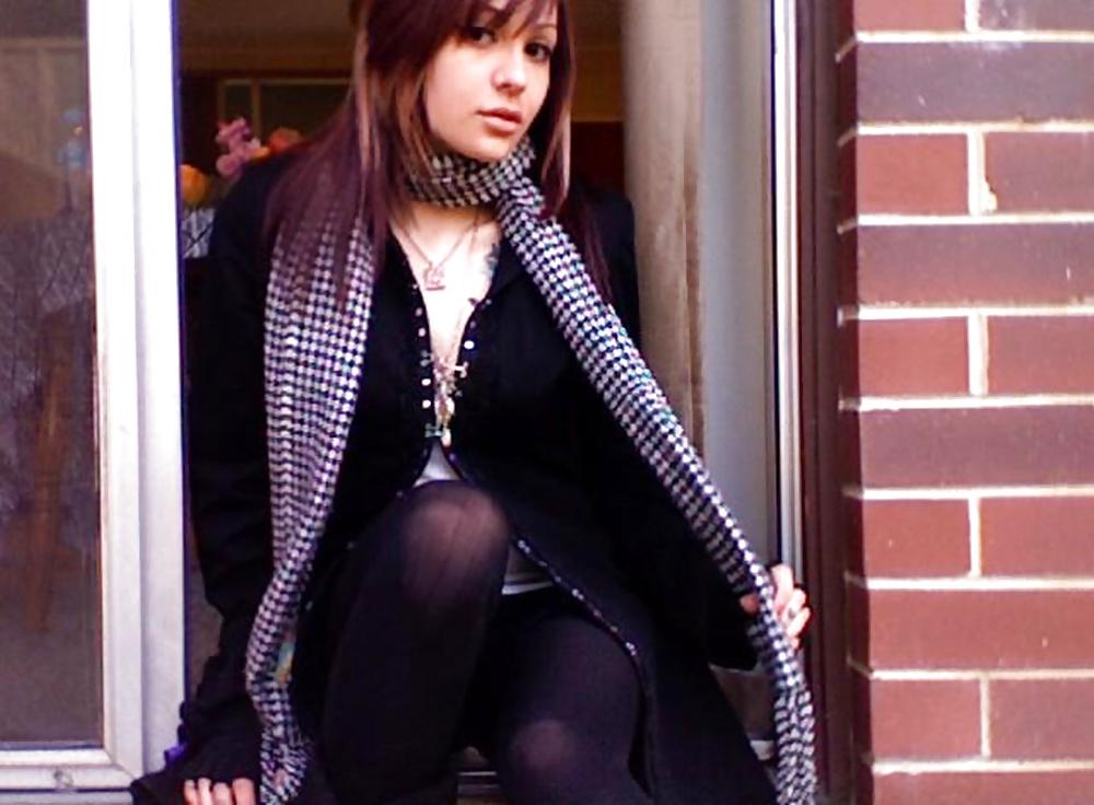25P Emo Babe - Lucida