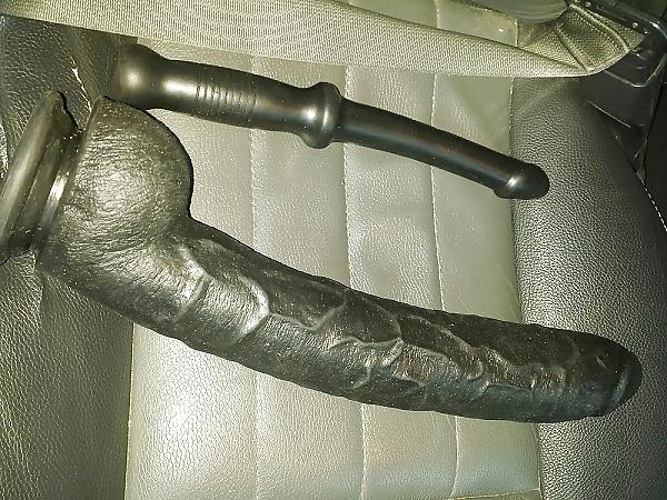 25P Different dildos  and strap on 