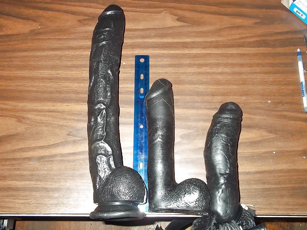25P Different dildos  and strap on 