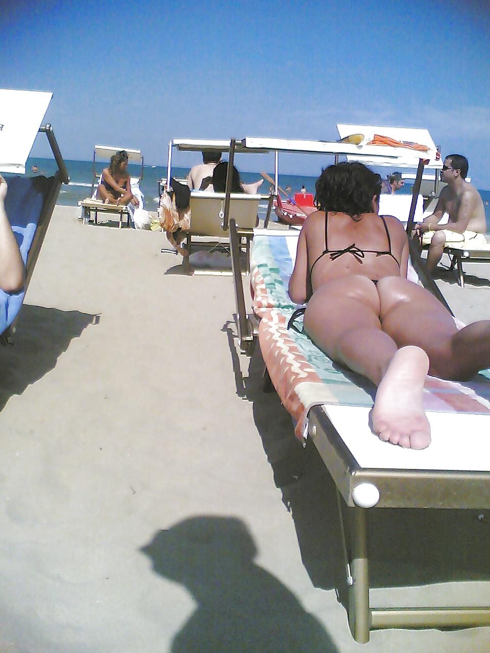 25P Milfs big ass bikini 2014