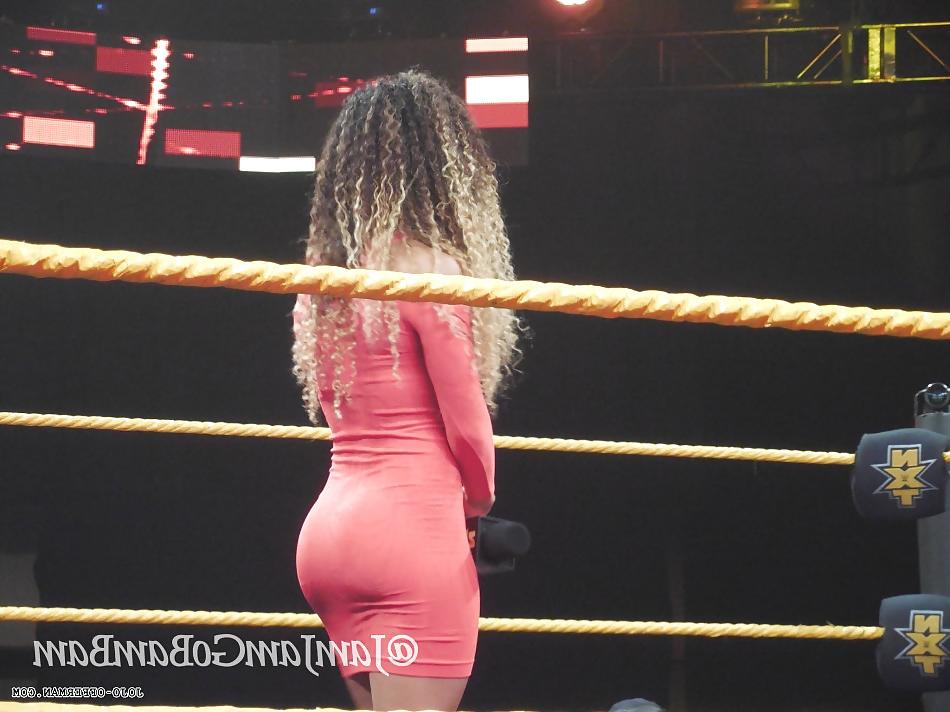 25P JoJo Offerman Ass 