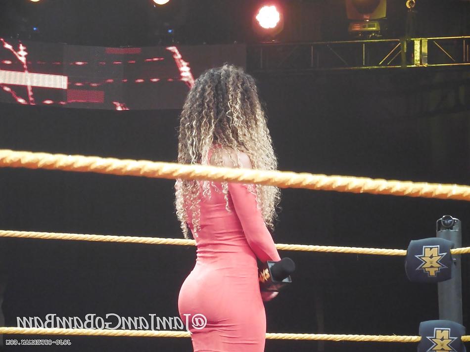 25P JoJo Offerman Ass 