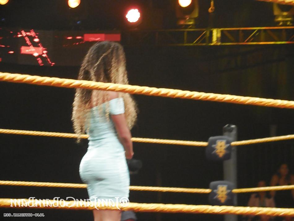 25P JoJo Offerman Ass 