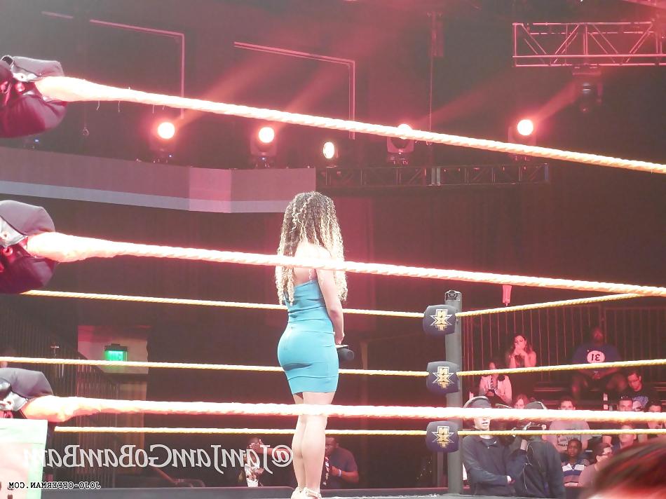 25P JoJo Offerman Ass 