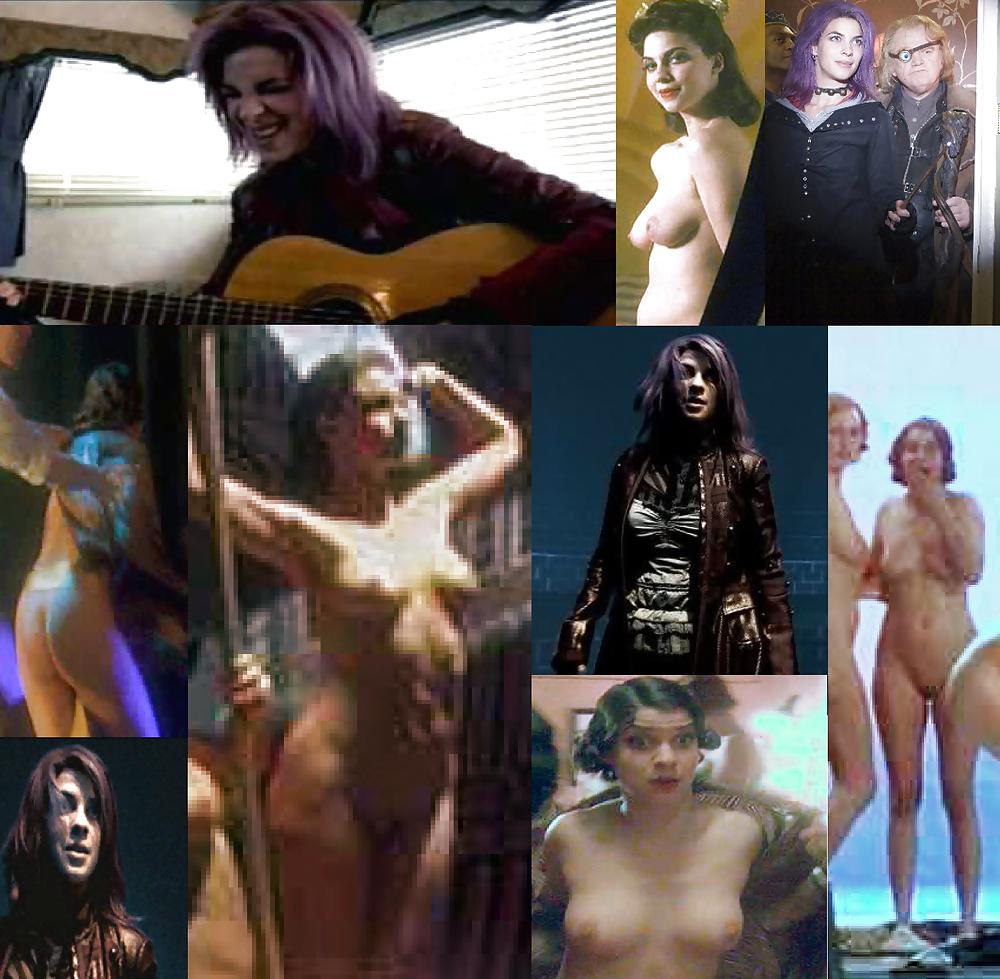 12P Dressed and Undressed Celebrities 5!