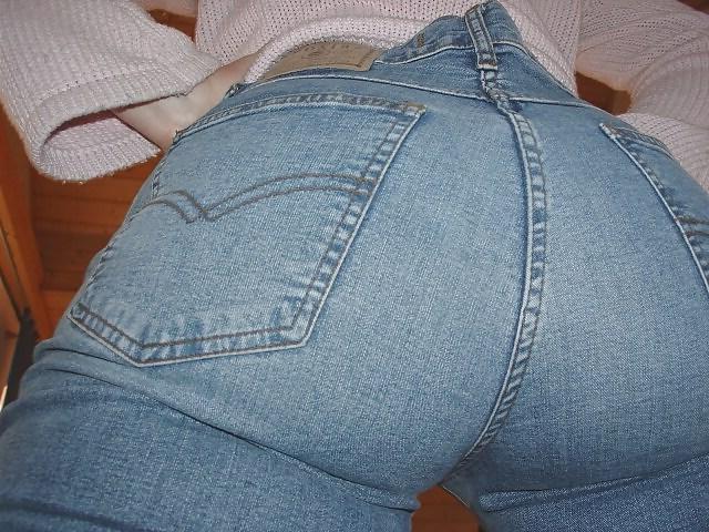 25P Big Booty Phat Ass Amateur