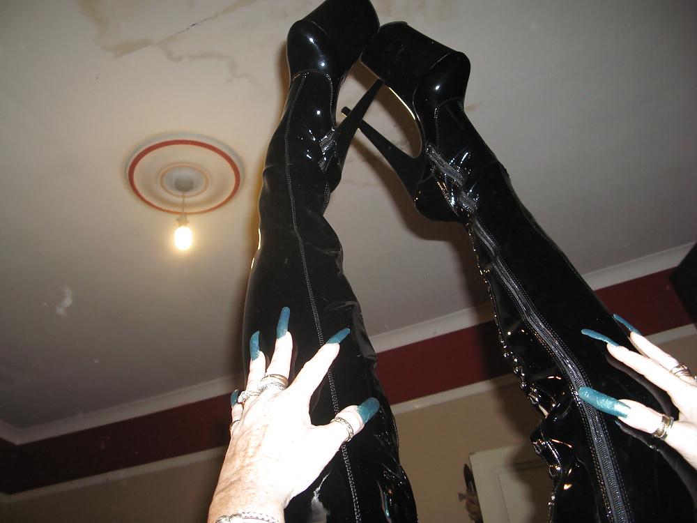 25P 9inch heeled thigh boots