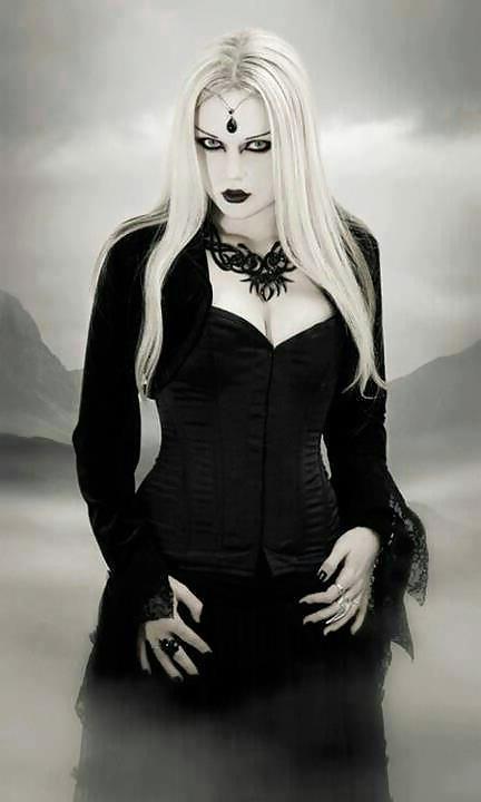 25P Hot Goth and Emo girls (7)