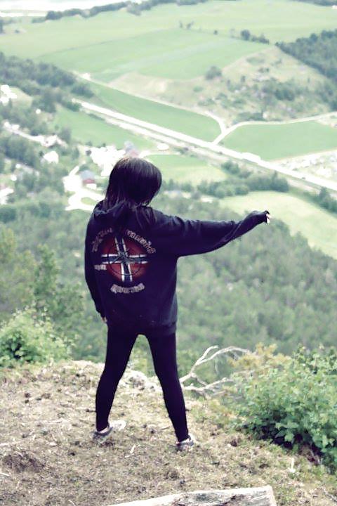 25P Hot Goth and Emo girls (7)