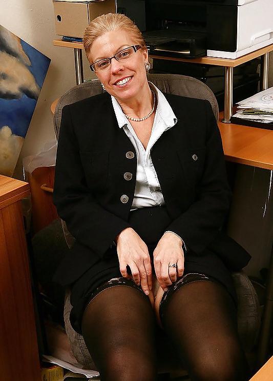 6P Office Mature Big Ass and pussy