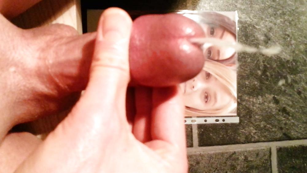 25P My Thick White Starring Flying Cumshots!
