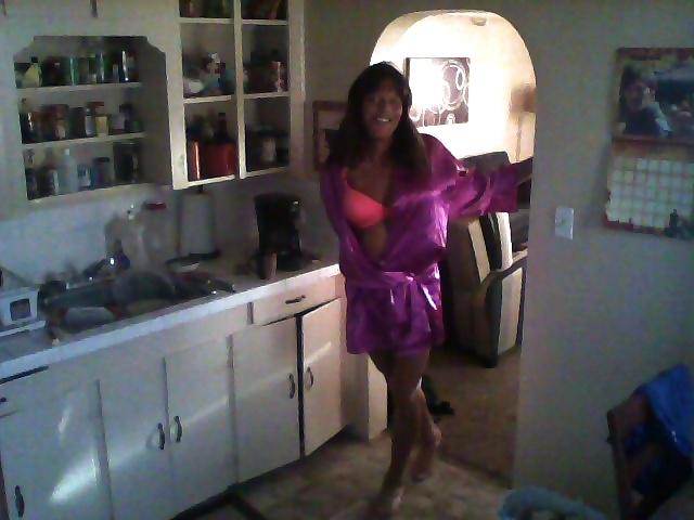 25P Crossdresser Lisa in the raw,,morning pics