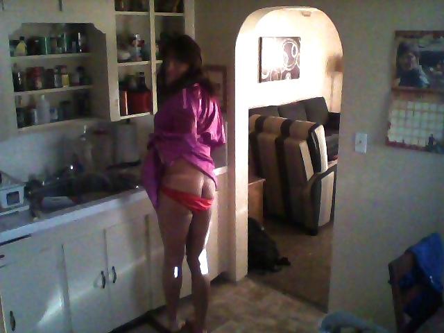 25P Crossdresser Lisa in the raw,,morning pics