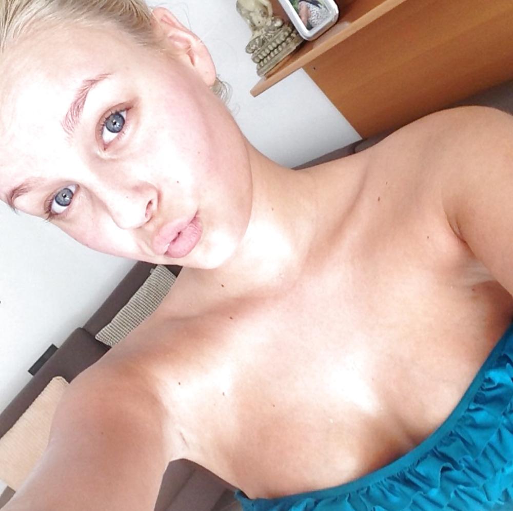 13P Dagi Bee sexy german Youtuberin