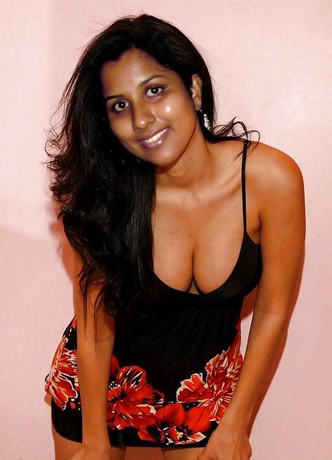 6P Lankan sexy girl