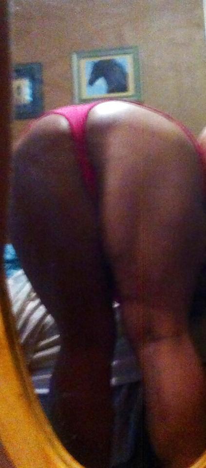 6P Big ass MILF