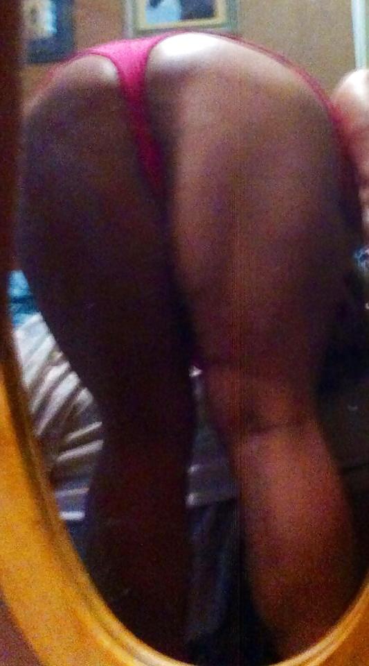 6P Big ass MILF
