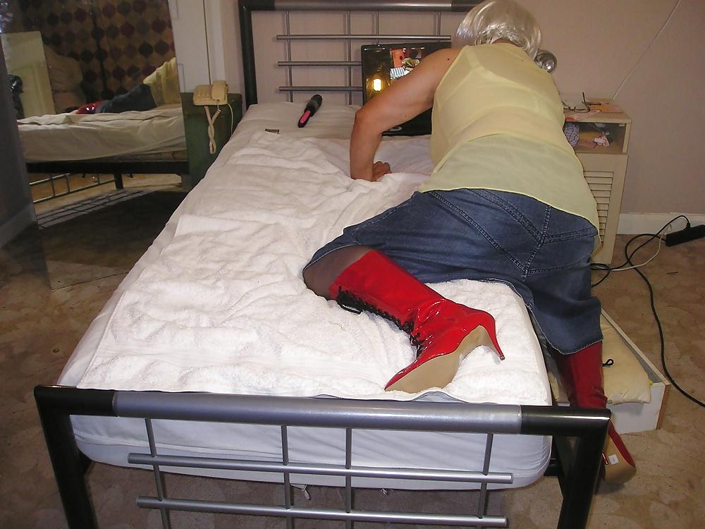 22P Red Boots With New Skirt