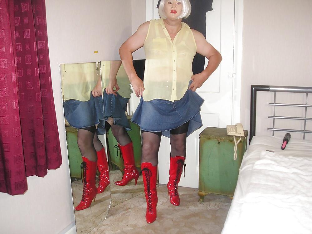 22P Red Boots With New Skirt