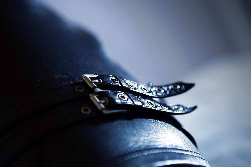 21P Black boots