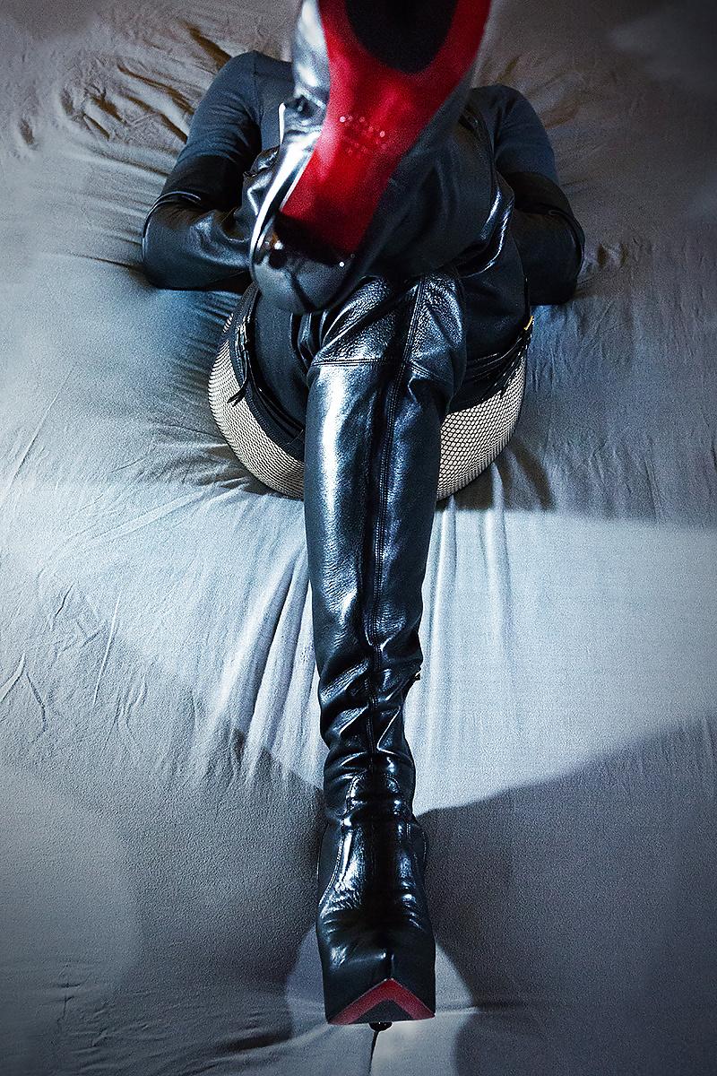 21P Black boots