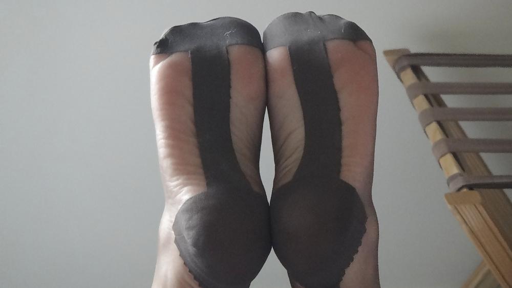 12P Stockings hairy pussy and legs