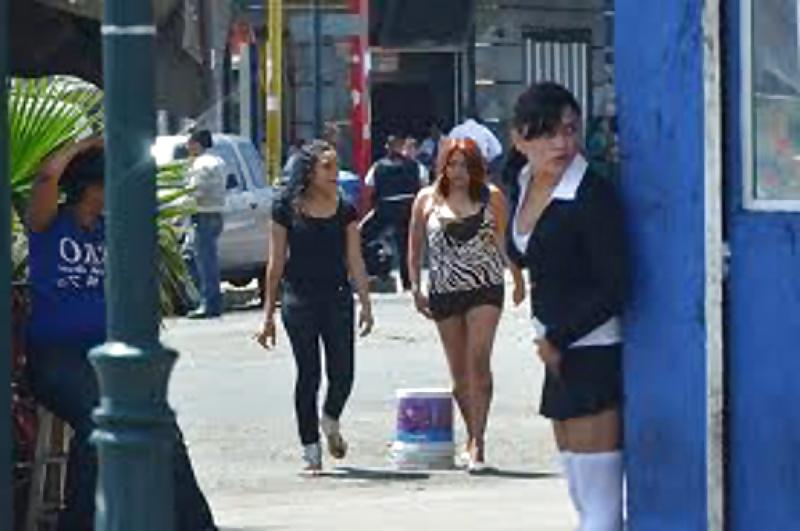 25P Street prostitutes. Lovely street meats