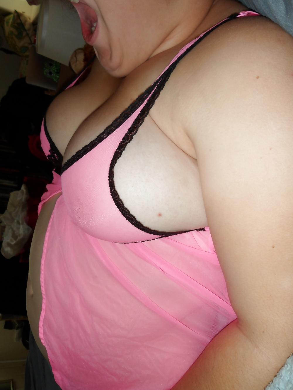 11P BIG TITS AND ROUND ASS WITH WET PUSSIE THROWN IN (16)